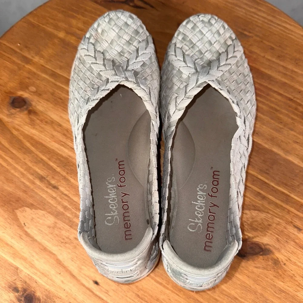Skechers Woven Slip On Shoes Women 7 Grey Good Memory Foam 30950R Basketweave